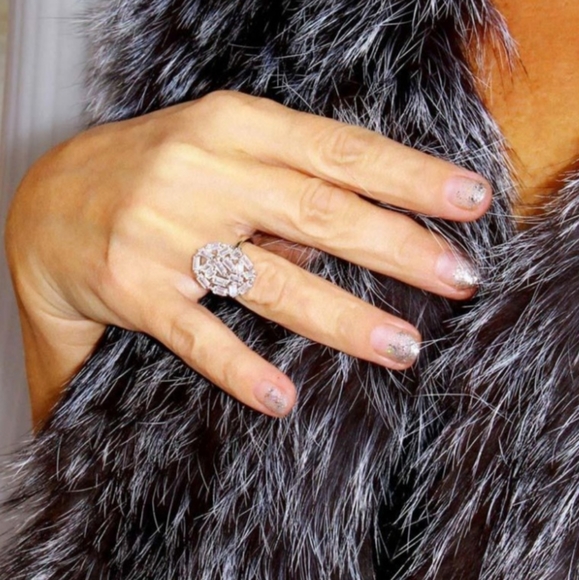 ❤️ MONARCH RING - Picture 2 of 8